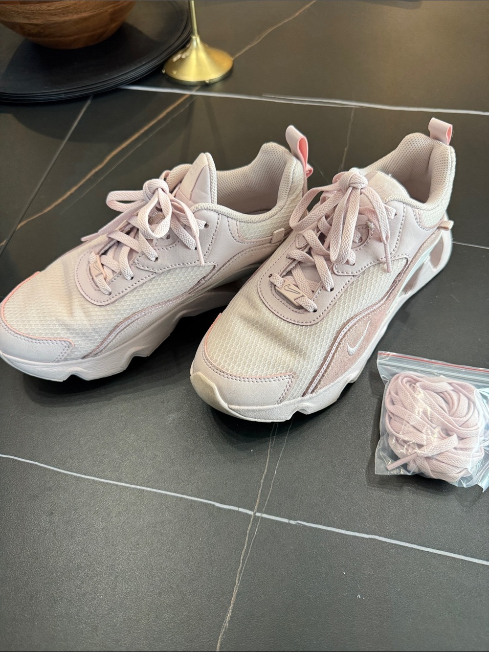 Nike Women's Light Pink Mesh Athletic Sneakers
